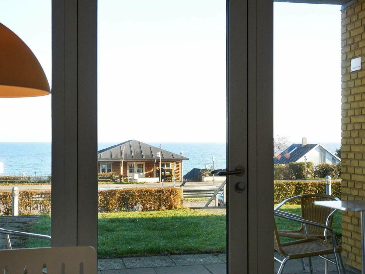 4 Person Holiday Home In Allinge Εξωτερικό φωτογραφία